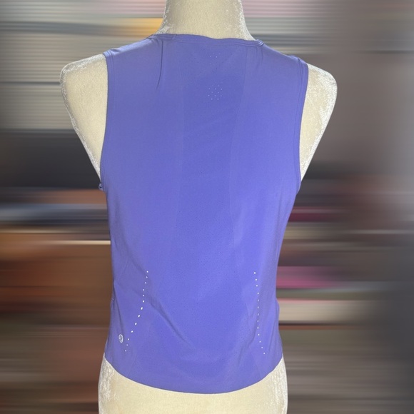 Lululemon - Picture 3 of 9